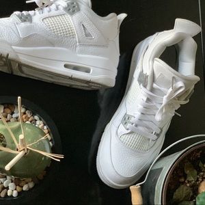 Jordan retro 4’s (pure money 4’s)